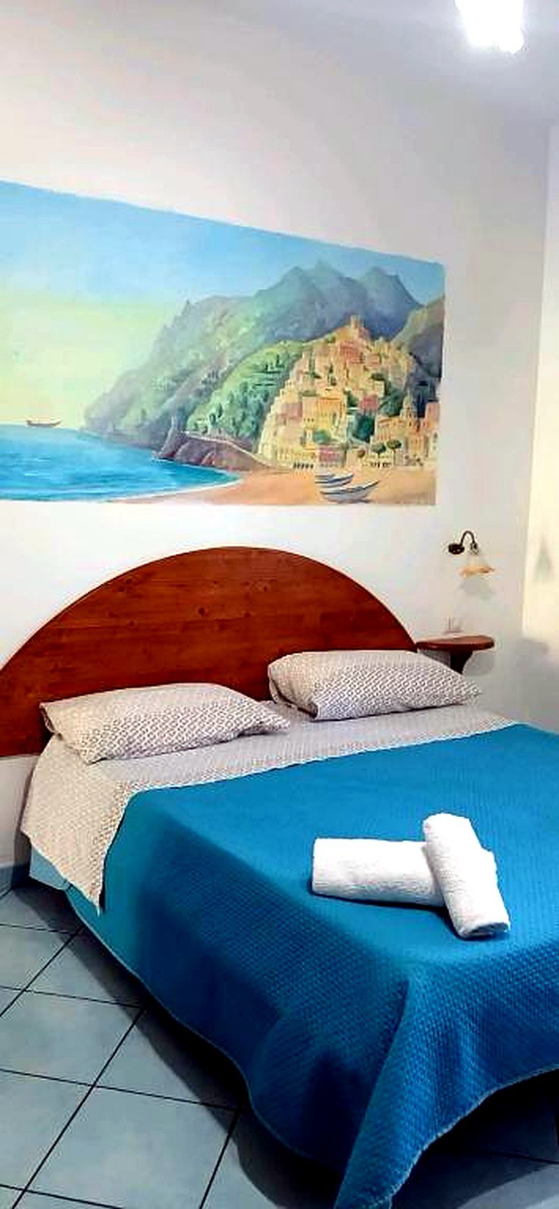 Guest room detail